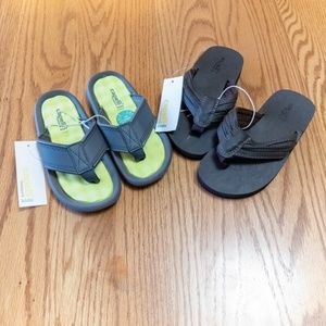 2 NWT boys Capelli New York flip flops